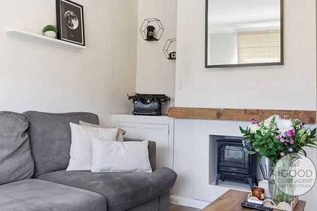 99, Jessel Drive, Loughton photo 4