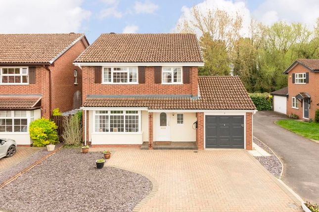 Detached house for sale in Old Farm Close, Abingdon