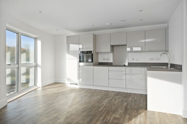 Flat 168, Austen House, Guildford photo 2