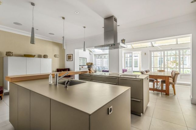 Modern Luxury Kitchen