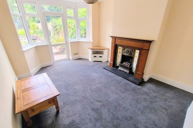 98, Windsor Avenue, Wolverhampton photo 3