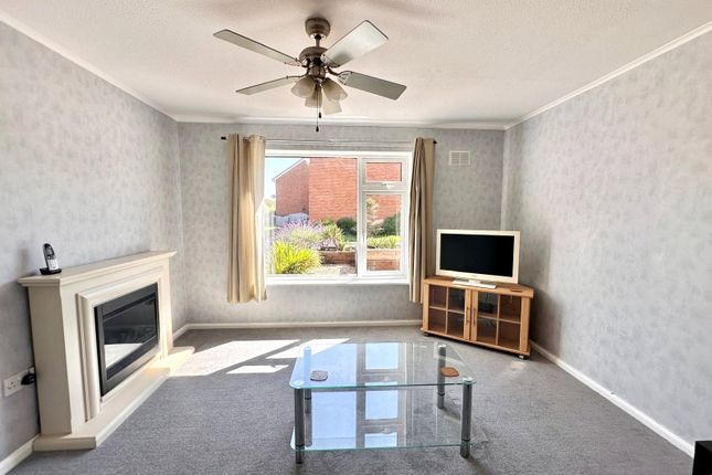 12, Church Close, Highbridge photo 2