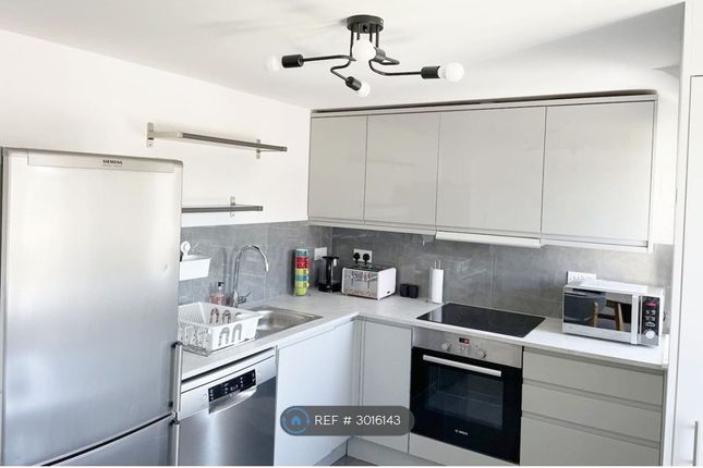 Flat, Laburnum Road, Oxford photo 5
