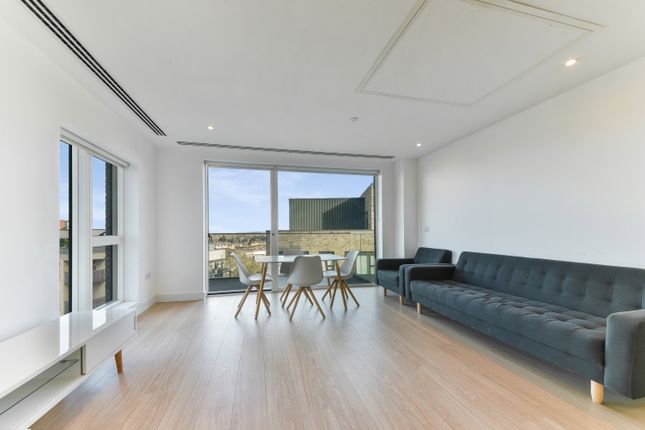 Flat for sale in Santina Apartments, Morello, Croydon