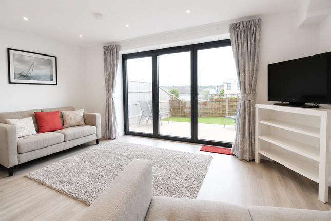 71a Arctic Road, Cowes photo 3