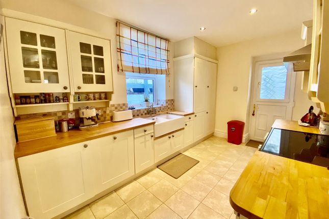 Town house for sale in Y Maes, Criccieth