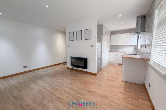 33, Chadshunt Close, Castle Bromwich photo 5