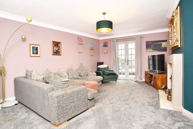 5 St. Magnus Court Cold Bath Road, Harrogate photo 4