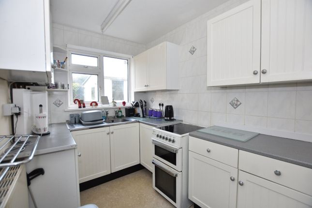 Hollys Place,, Tuckingmill, Cornwall photo 2