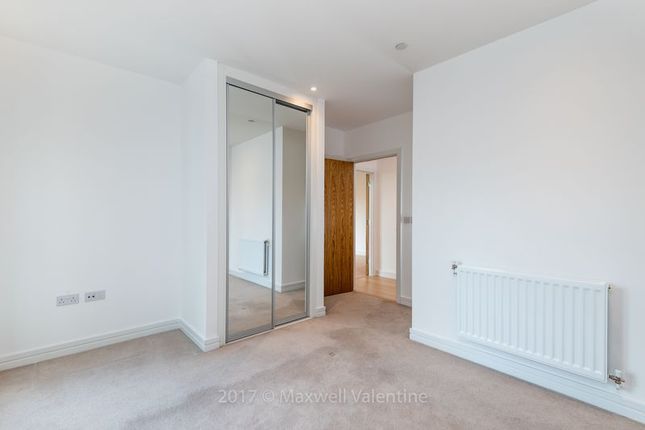 Flat 9, Maraschino Apartments, Croydon photo 5