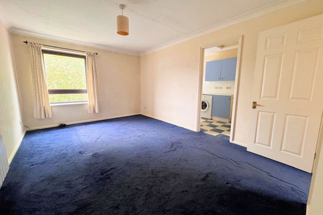 69, Alma Road, Bordon photo 2