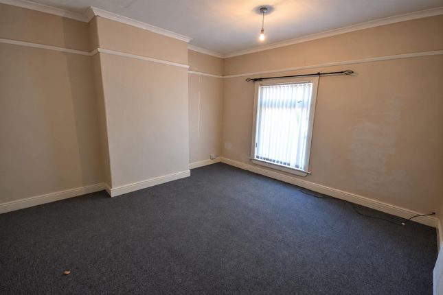 10, Richmond Street, Castleford photo 4
