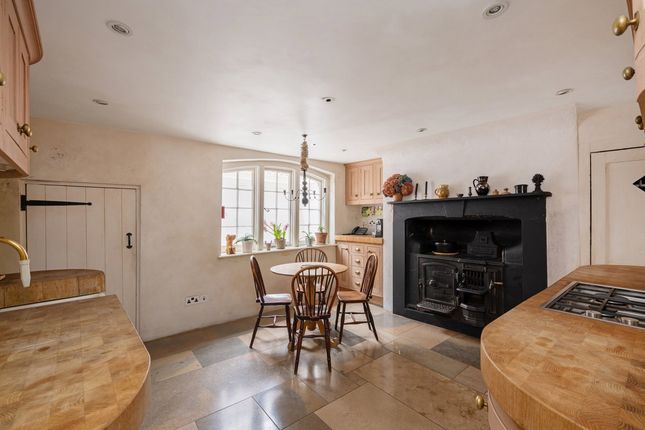 Terraced house for sale in Holland Street, London