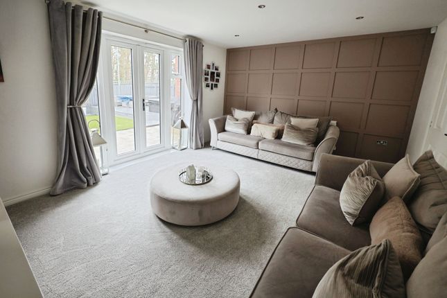 73, Abbey Green, Spennymoor photo 4
