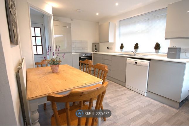 Water Lane, Wotton-Under-Edge photo 2