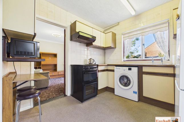 118, Maidenhall Approach, Ipswich photo 4