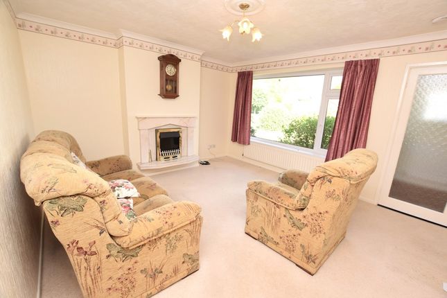 6, Willow Close, Market Drayton photo 3