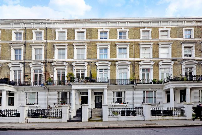 1-bed flat on Finborough Road, Chelsea, £450,000