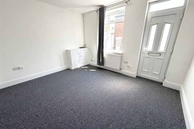 14, Park Road, Derbyshire photo 2