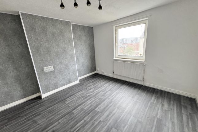 18, Moor Street, Mansfield photo 3