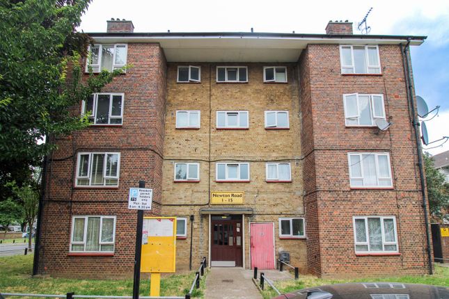 Thumbnail Flat for sale in Newton Road, London