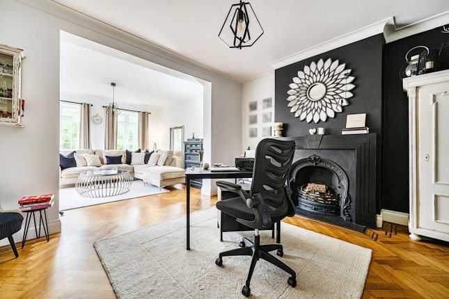 8, West Hill Way, Totteridge photo 3