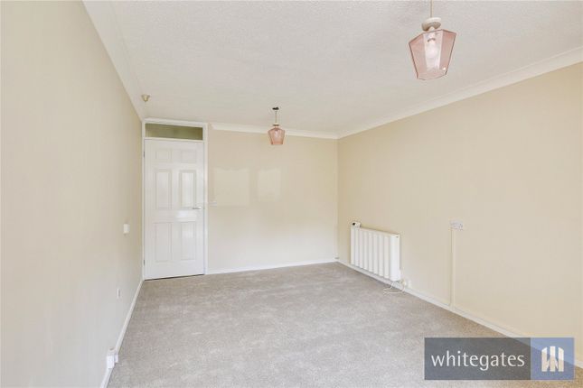 9, Sylvan Court, Merseyside photo 3