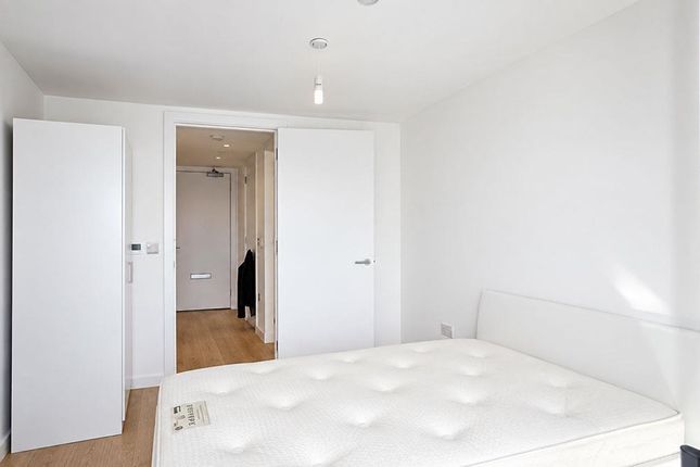 Flat 63, 38, Jamestown Road, London photo 5