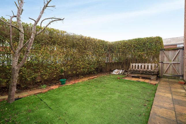 1a, Blackthorn Avenue, West Drayton photo 2