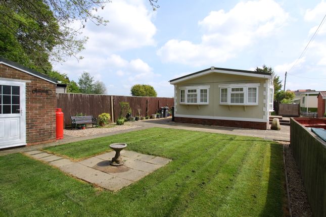 Mobile/park home for sale in Mullenscote Mobile Home Park, Andover, Andover