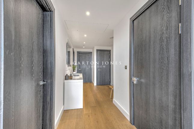 46, Altissima House, London photo 3