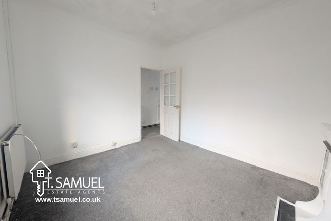 1 Caemaen Street, Mountain Ash photo 4