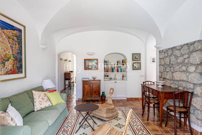 Villa for sale in Via Croce, Capri, Campania