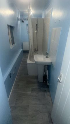 barbers lane, Luton  photo 3