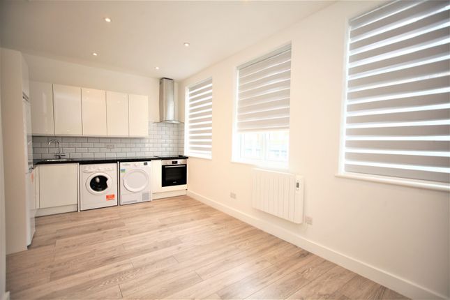 Thumbnail Flat to rent in Finchley Road, Temple Fortune