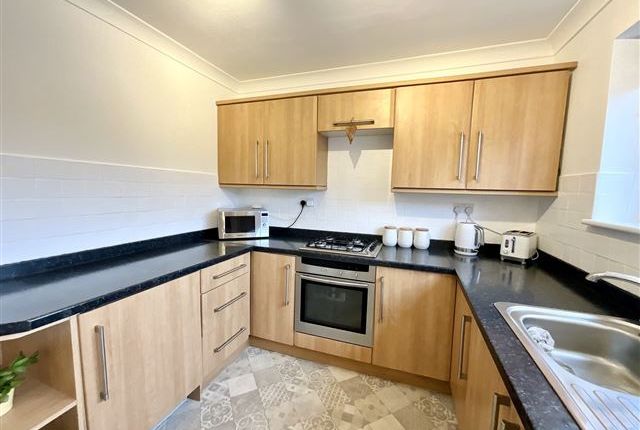 Flat for sale in Hoveringham Court, Swallownest, Sheffield