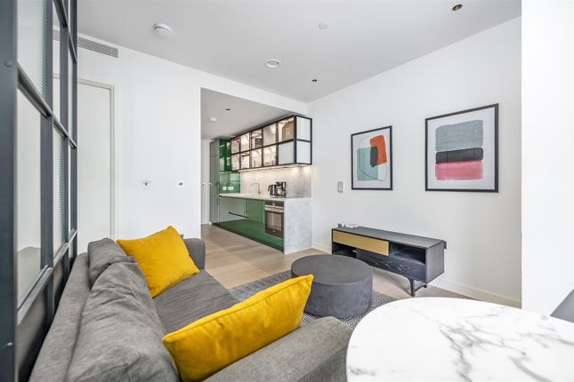 Studio for sale in Bagshaw Building, Wards Place London