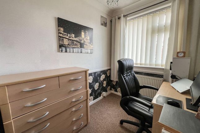 Semi-detached house for sale in Oxendon Way, Binley, Coventry