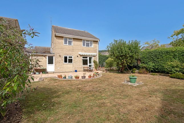21, Denham Close, Cheltenham photo 3