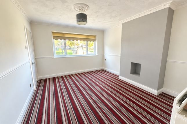 18, Patrick Crescent South Hetton, Durham photo 3
