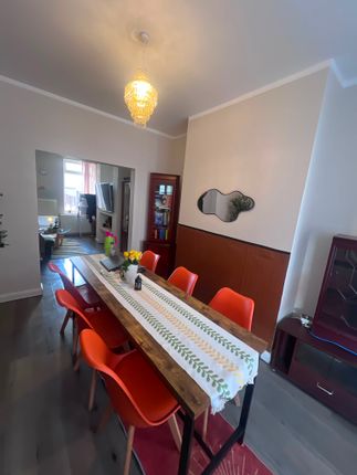 Burton Avenue, Doncaster photo 3