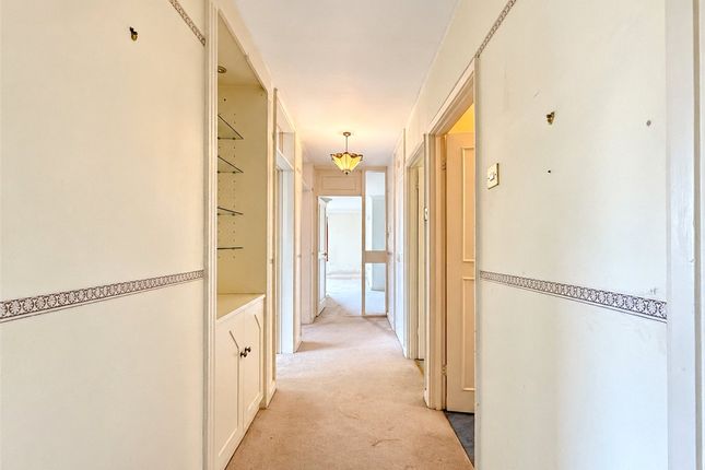 Marlborough Court, Newnham photo 4