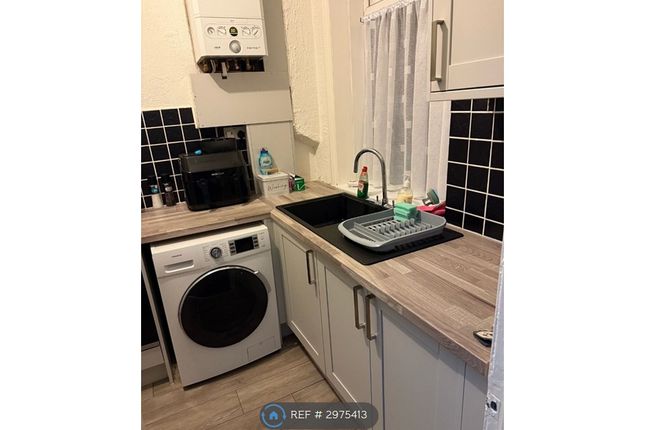Fountain Street, Morley, Leeds photo 3