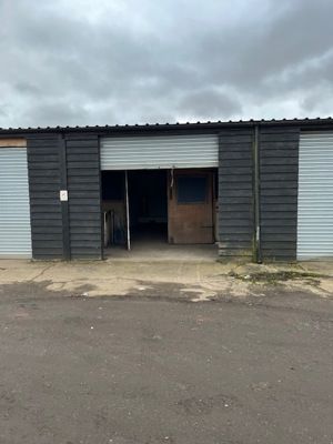 Industrial to let in Lock Up Containers(E, F &amp; G) Newlands Farm, Bourne End, Crawley Road, Cranfield, Bedford