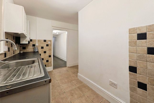 Flat A, 54, Broadway, Kent photo 2