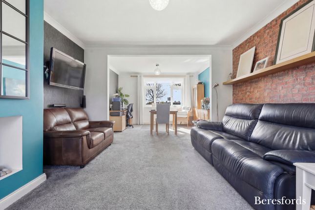 42, Leamington Road, Romford photo 4