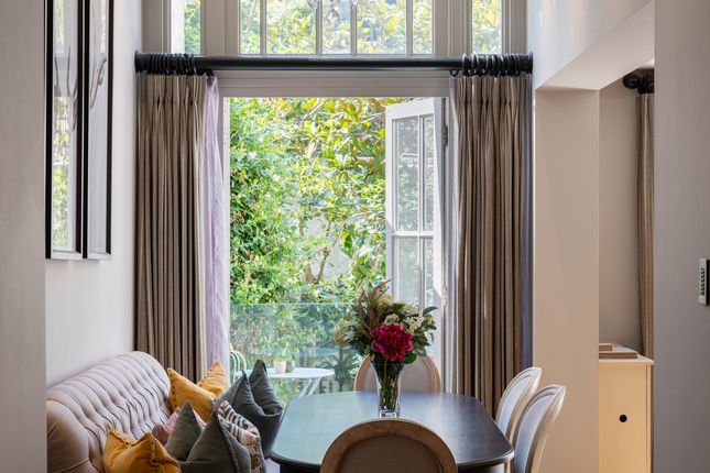 24, Ovington Gardens, London photo 4