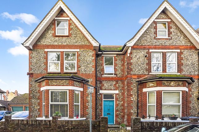 Thumbnail Flat for sale in Ettrick Road, Chichester, West Sussex