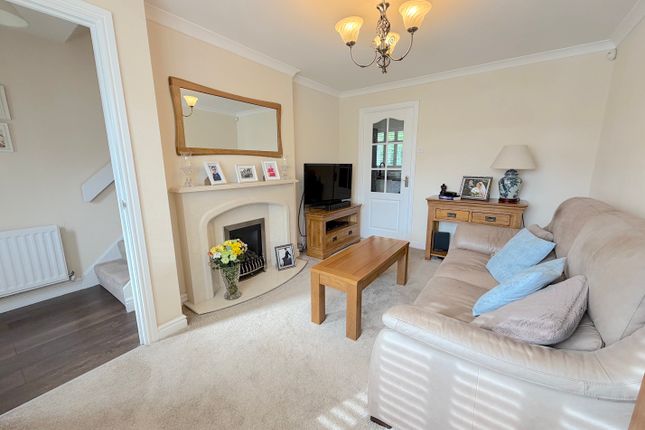 17, Ragley Drive, Wolverhampton photo 2