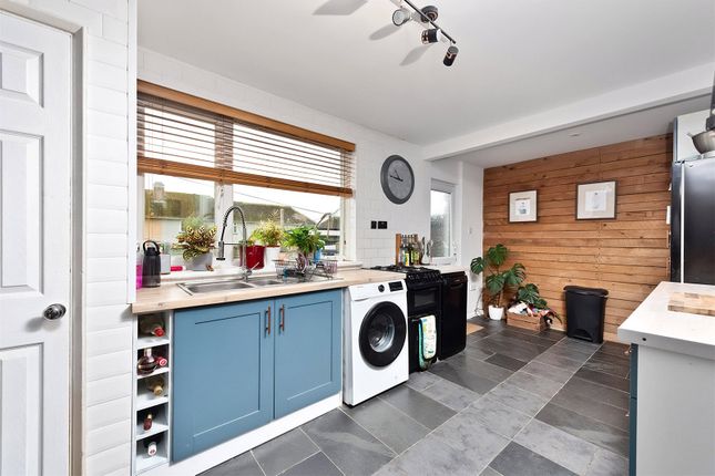 36, Kingsley Avenue, Cornwall photo 3